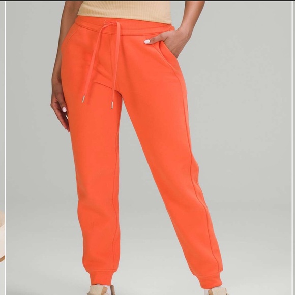 Lululemon Scuba High-Rise Jogger Warm Coral *Cotton, size 4 in EUC. - Picture 5 of 17